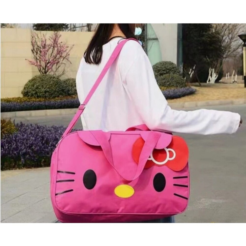 Sanrio Hello Kitty Large Hot Pink Travel Bag.